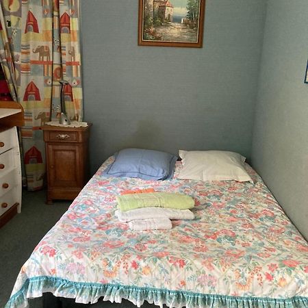 Chambre Chez L'Habitant Noisiel Exteriör bild